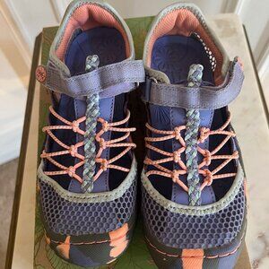 Jambu Girls Water Shoes Sz 2M